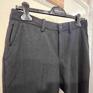 Quince Men's Performance Charcoal Grey Dress Pants (30/28)